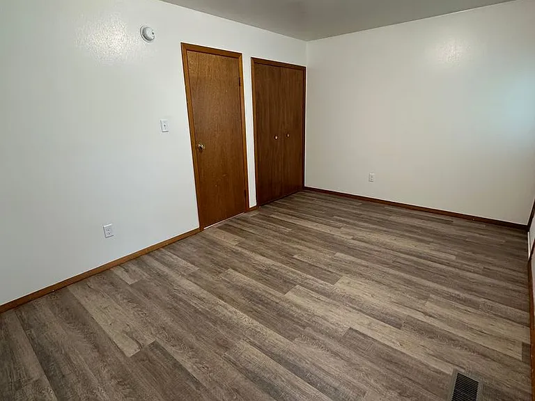 1805 Westplains Drive — Photo 6