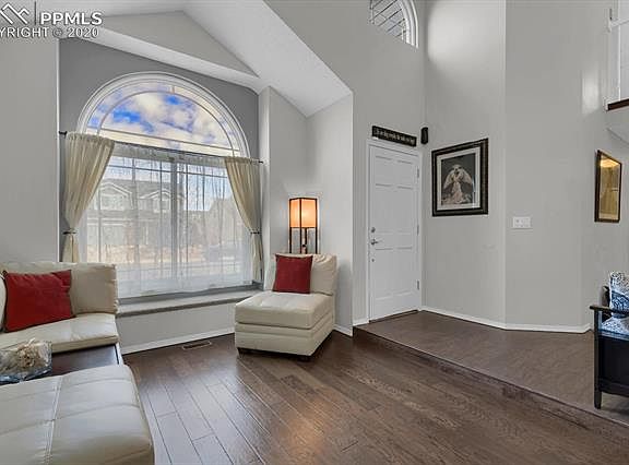 5th image of 8670 Ballantrae Dr