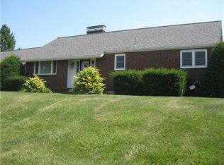 102 Grove St, New Brighton, PA 15066