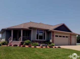 2714 Keokuk Ave, Spirit Lake, IA 51360