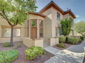 10180 Deerfield Beach Ave, Las Vegas, NV