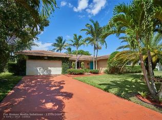 5681 SW 5th St, Plantation, FL 33317