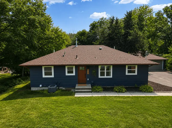 8124 Mount Curve Blvd, Minneapolis, MN 55445