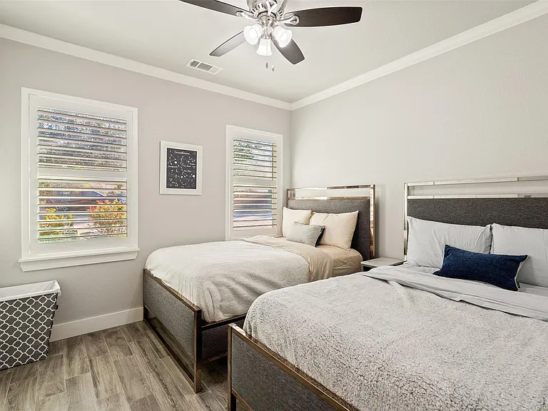 414 Gregg Dr — Photo 38