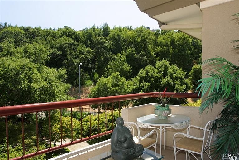 2nd image of 400 Deer Valley Rd APT 4F