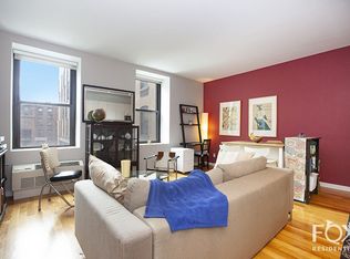 122 West St APT 2M, Brooklyn, NY 11222