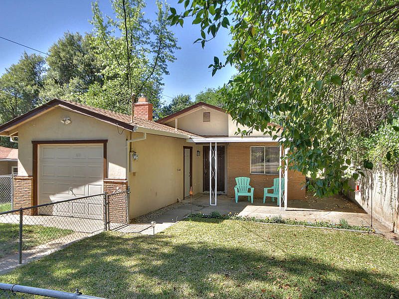 1st image of 120 Cary Dr