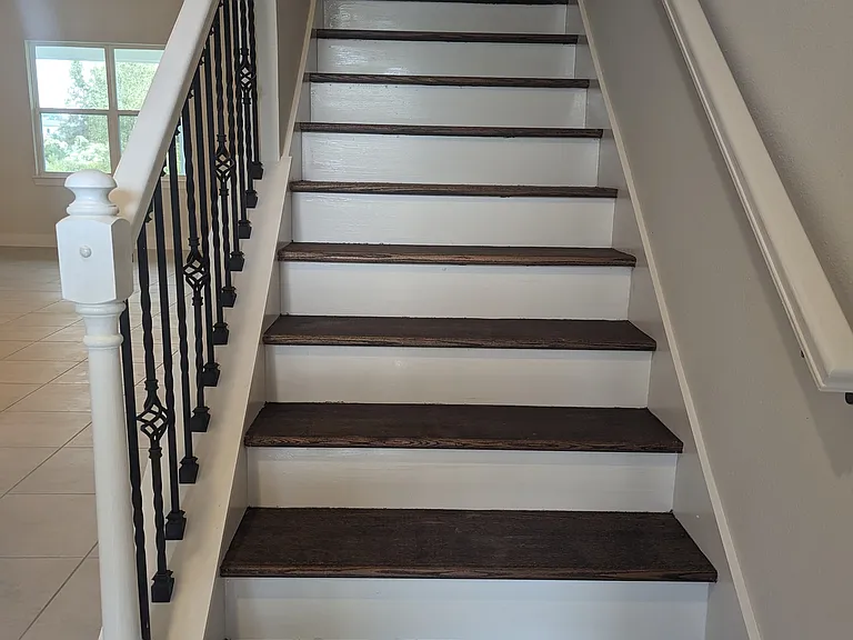 1404 Brookdale Ct — Photo 3