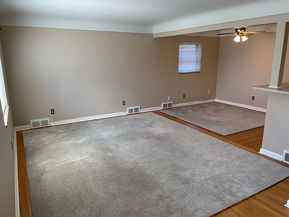 5th image of 210 Catalpa Dr