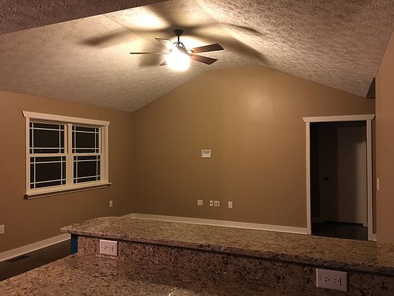 3rd image of 2038 Lillaston Ln