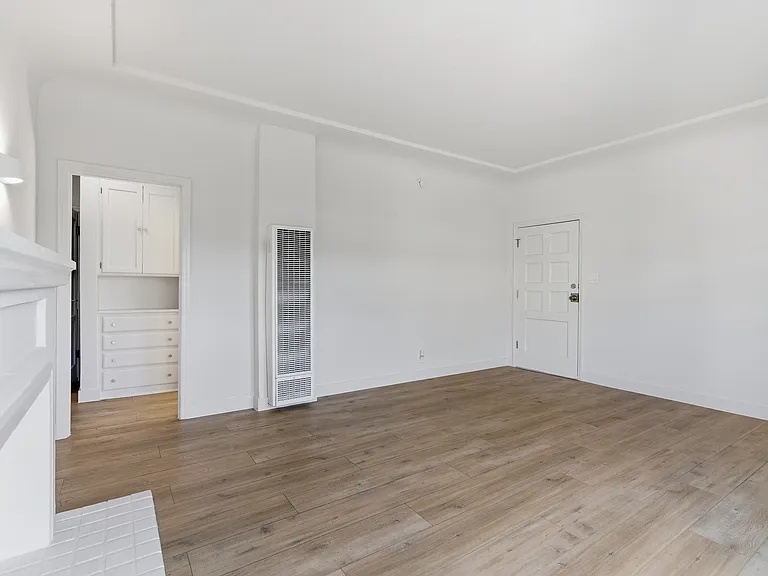1553 2nd Ave #2 — Photo 7