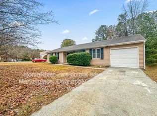 7090 Birling Dr, Atlanta, GA 30349