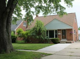 6148 Belton St, Garden City, MI 48135