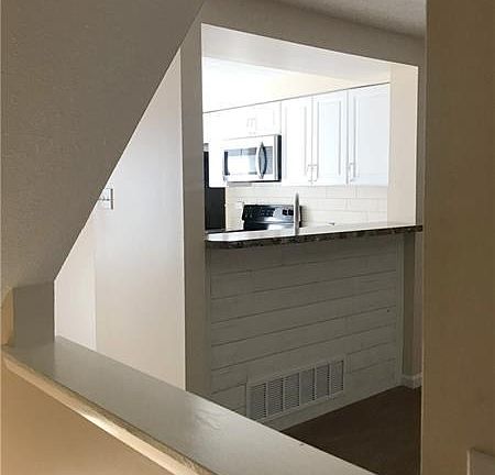 4th image of 920 Lynwood Ct