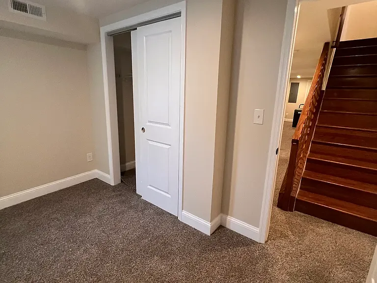 1426 N Broadway — Photo 16