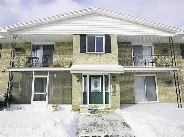 1158-7 Indian Church Rd, West Seneca, NY 14224