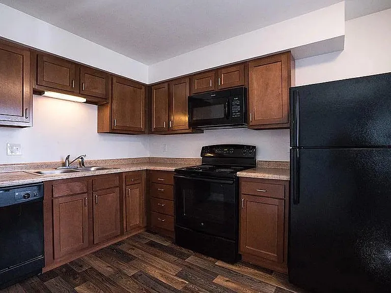 905 North Ave — Photo 16