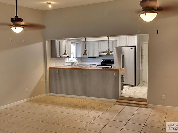 2nd image of 705 Baffin Dr