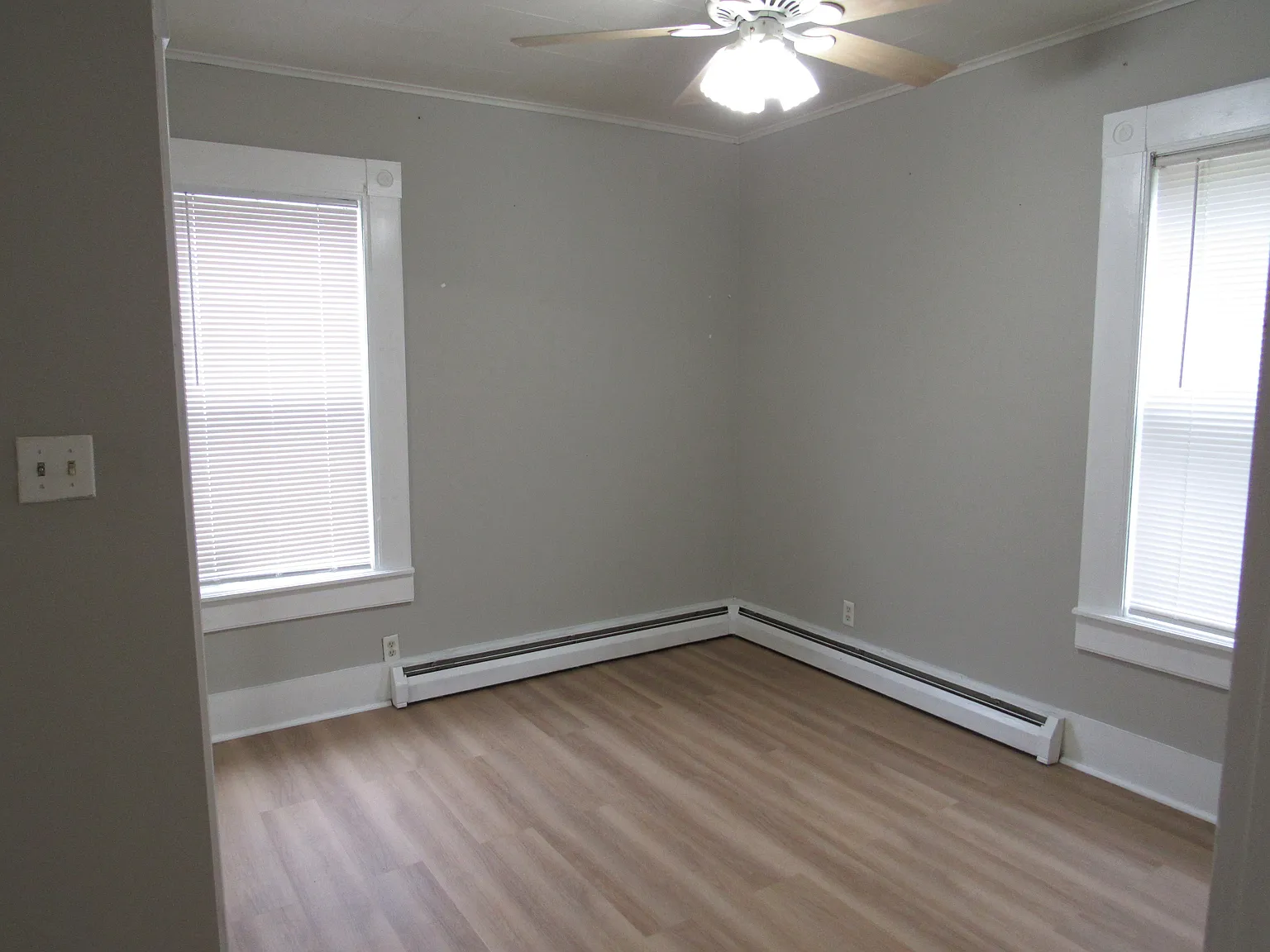 2 bed, 864 sqft, $1,900 — Photo 3