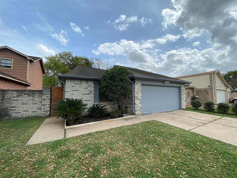 1st image of 10710 Buffalo Bend Dr