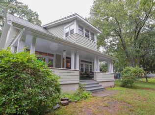 225 Rocky Hill Rd, Trumbull, CT 06611