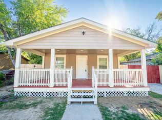 114 S San Ignacio Ave, San Antonio, TX 78237