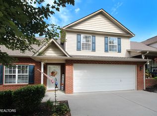 2015 Gatehouse Ln, Powell, TN 37849