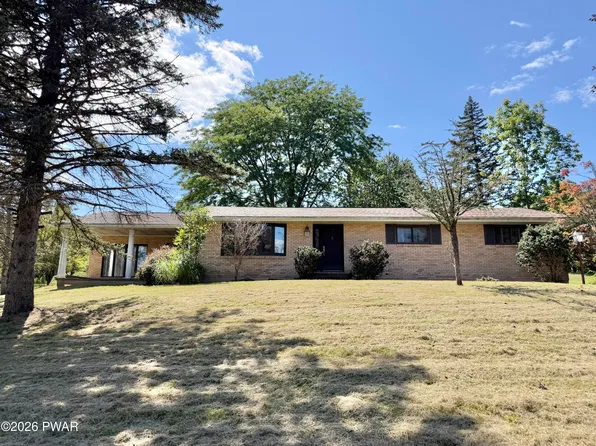 1594 Owego Tpke, Honesdale, PA 18431