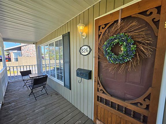 4th image of 826 Retty Street