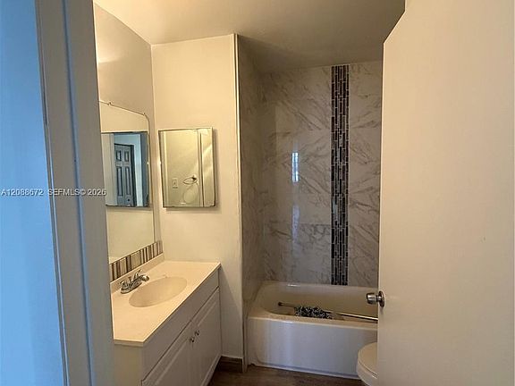5th image of 15295 SW 107th Ln APT 1006