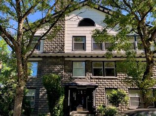 956 18th Ave E #3, Seattle, WA 98112