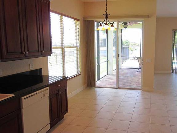 5th image of 1992 Grey Falcon Cir SW
