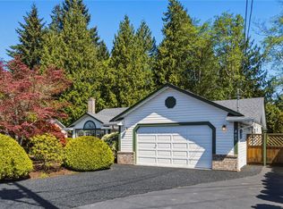 461 Rowan Dr, Qualicum Beach, BC V9K 1K1