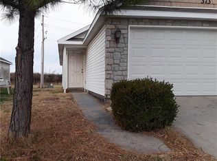 373 Cascade Cir, Springdale, AR 72764