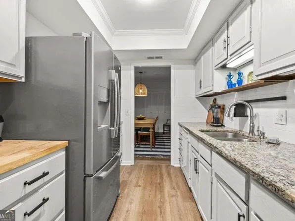 6851 Roswell Rd APT K18, Sandy Springs, GA 30328