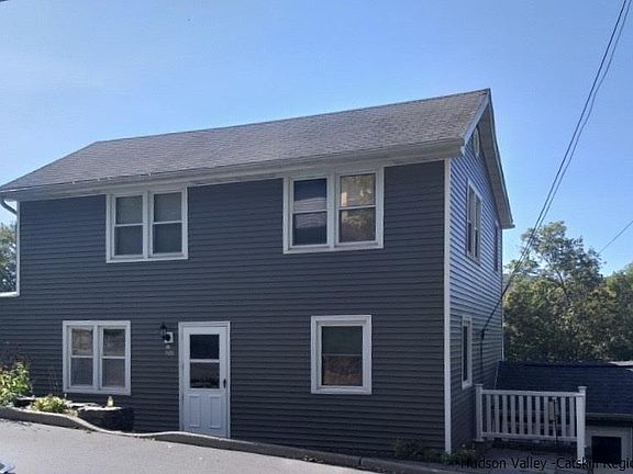 2nd image of 22 White St