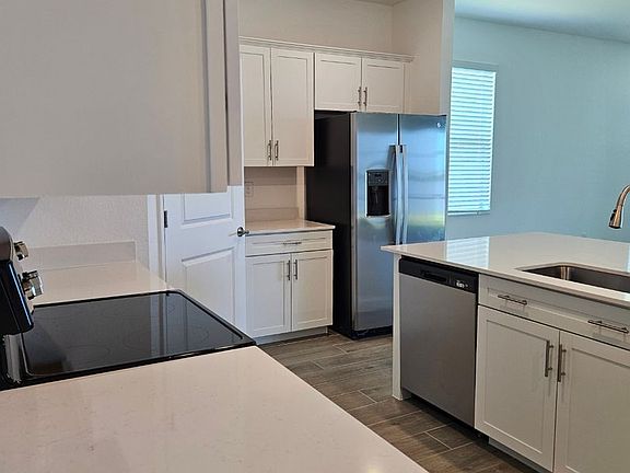 5th image of 8116 Shore Lake Dr