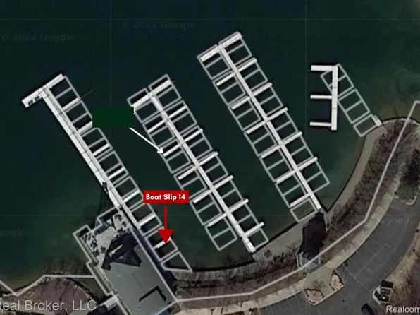 14 Boat Slip, South Lyon, MI 48178