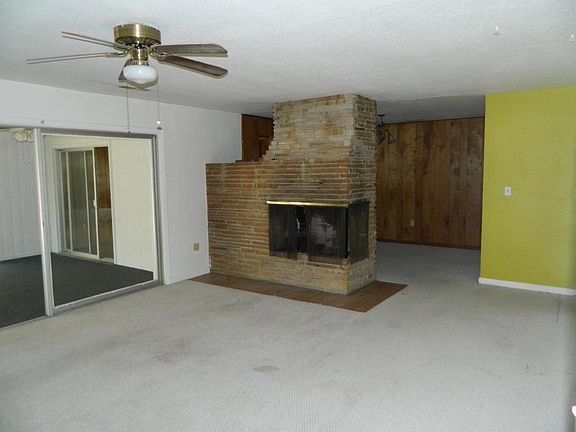 4th image of 1117 Esperanza Dr