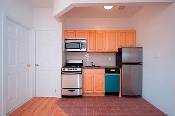 Rented by J Misrahi Realty Corp | media 8