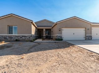 409 W Triboulet Ln, San Tan Valley, AZ 85143