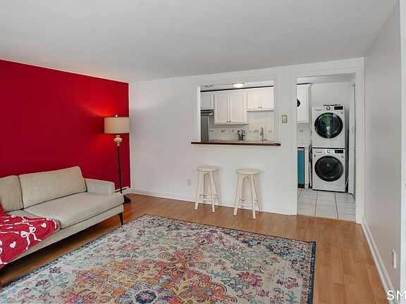 2nd image of 32 East Hills Drive #32