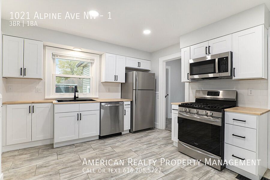 1st image of 1021 Alpine Ave NW APT 1