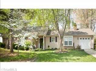 3105 Colony Dr, Jamestown, NC 27282