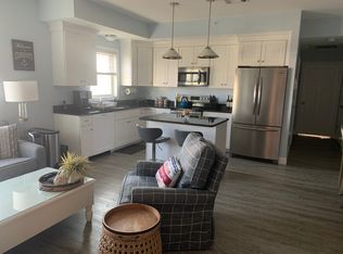128 Ashworth Ave #201, Hampton, NH 03842