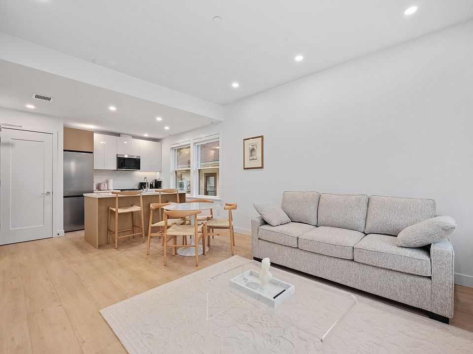 1st image of 957 Nicola St #203