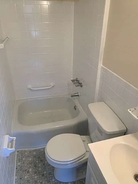 South Huntington Ave Realty, LLC - 59-6 — Photo 4