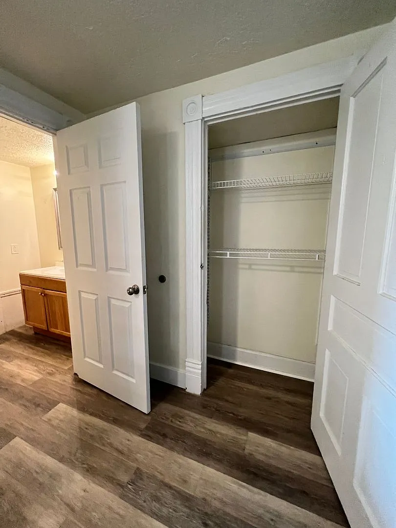 1408 Fernleaf — Photo 4