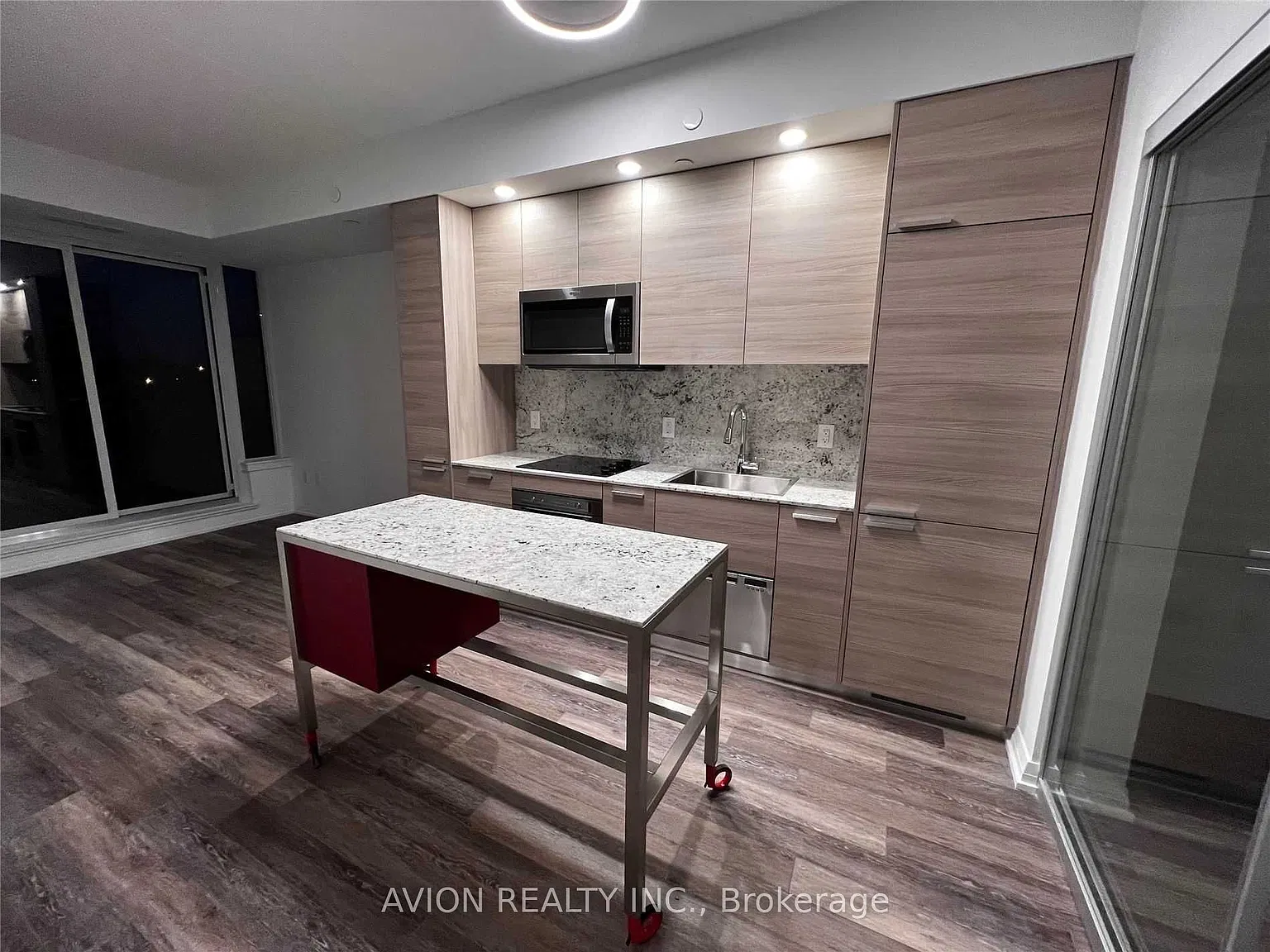 2 bed, $2,350 — Photo 3