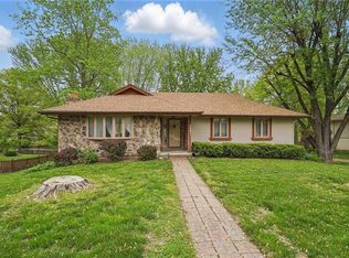 1401 S Prospect St, Kearney, MO 64060